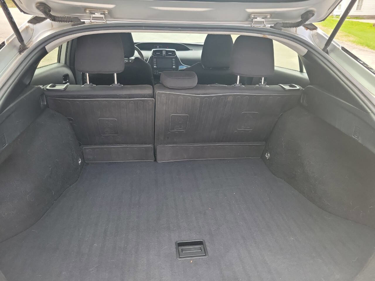 Used 2020 Toyota Prius LE AWD/4WD image 22