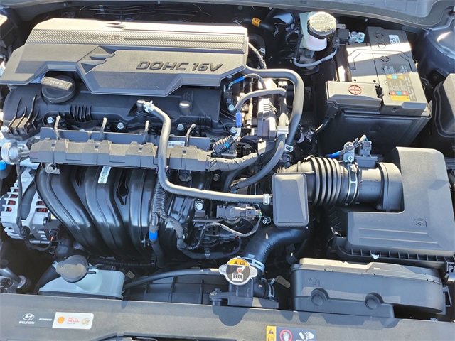 Certified 2025 Hyundai Elantra Sport image 27