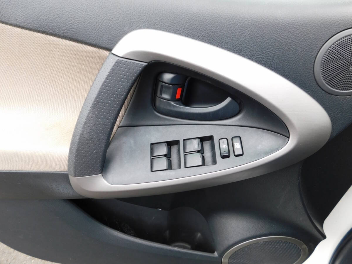 Used 2006 Toyota RAV4 4WD image 16