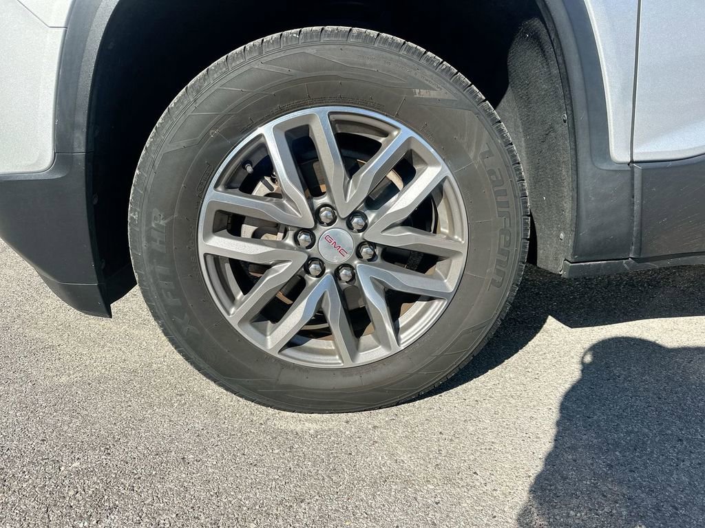 Used 2019 GMC Acadia SLE image 10