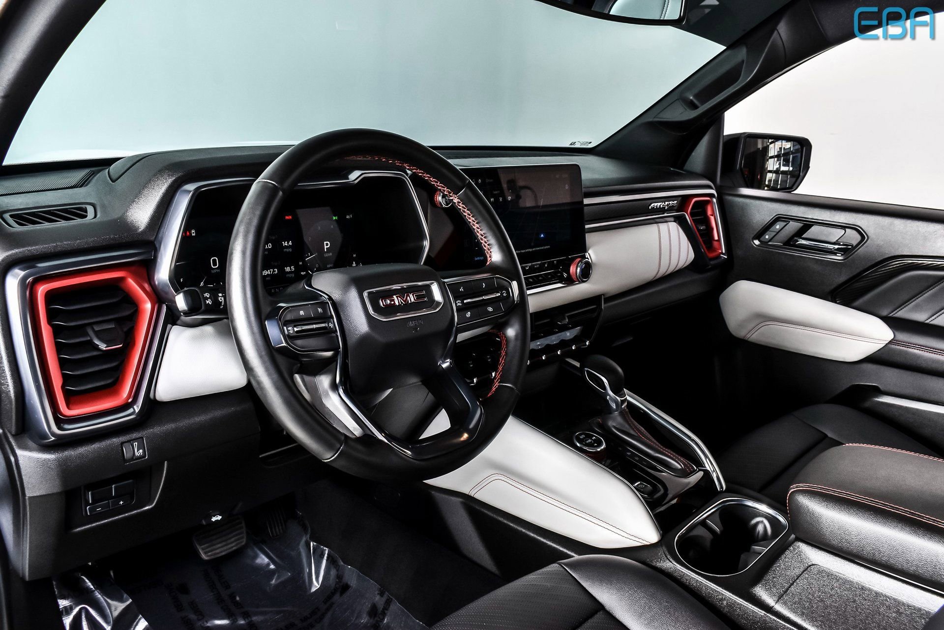 Used 2024 GMC Canyon AT4X image 14