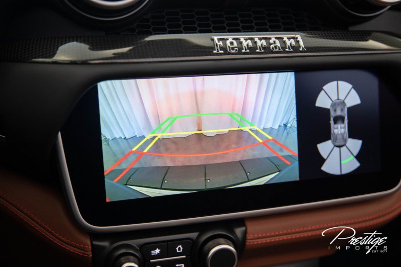 Used 2019 Ferrari Portofino image 52
