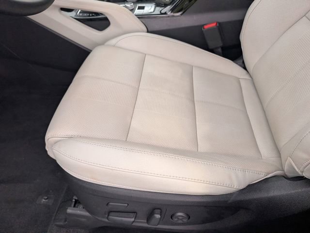 Used 2024 Kia Telluride SX image 23