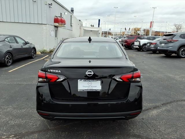 New 2025 Nissan Versa SV w/ Trunk Package image 4