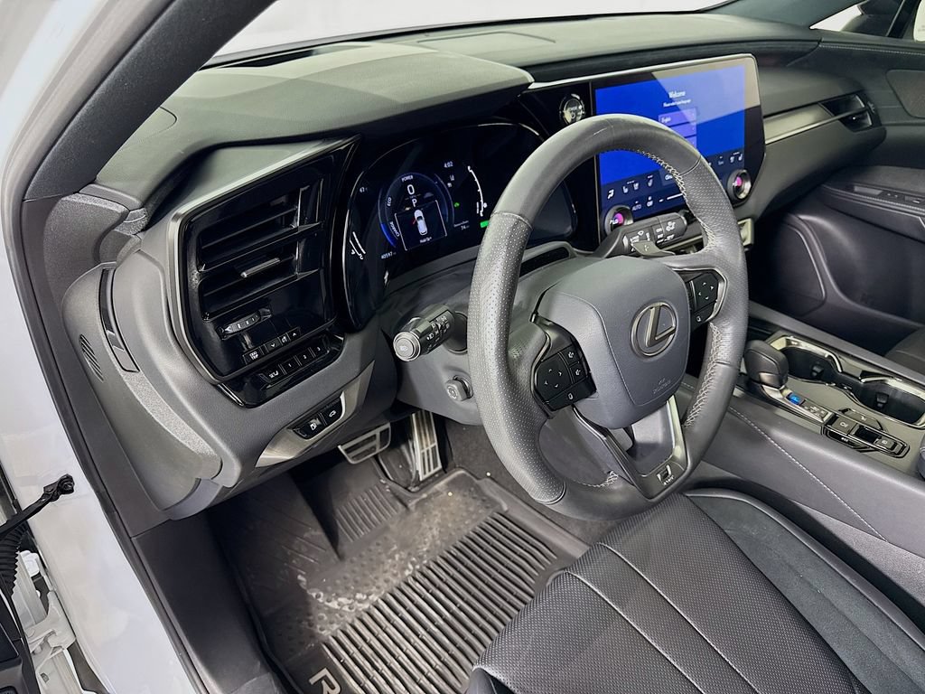 Certified 2023 Lexus RX 500h F Sport w/ Accessory Package (Z1) AWD/4WD image 9