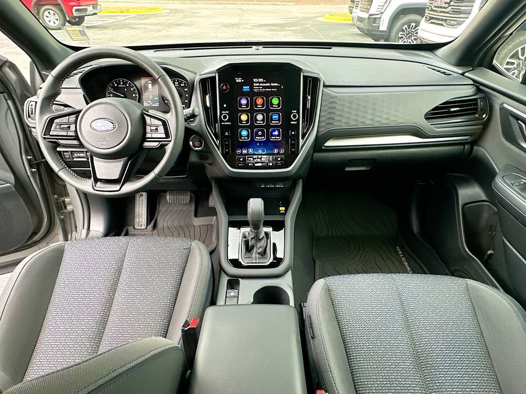 Used 2025 Subaru Forester Premium w/ Convenience Package #1 image 3