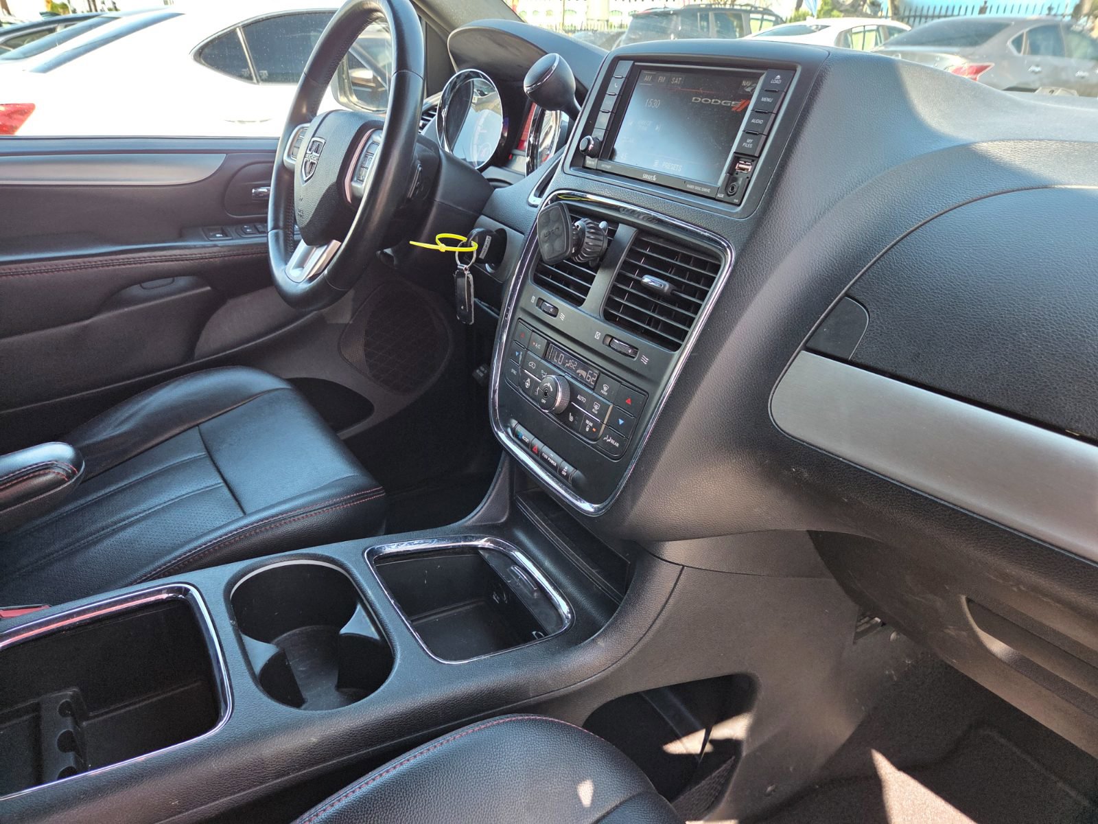 Used 2018 Dodge Grand Caravan GT FWD image 15