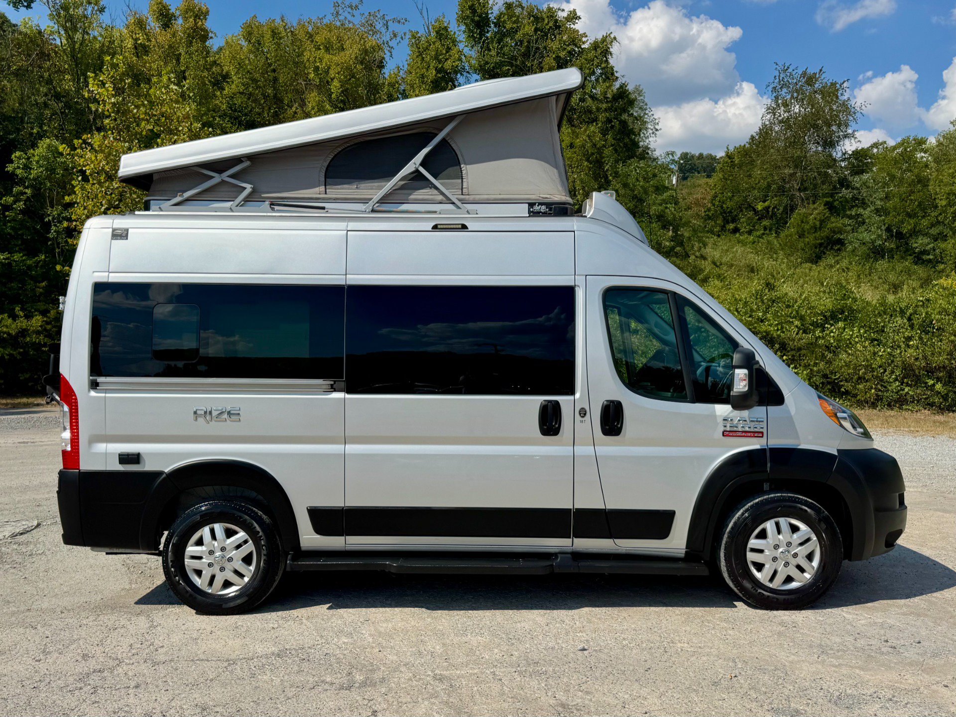 Used 2021 RAM ProMaster 1500 w/ Convenience Group FWD image 10