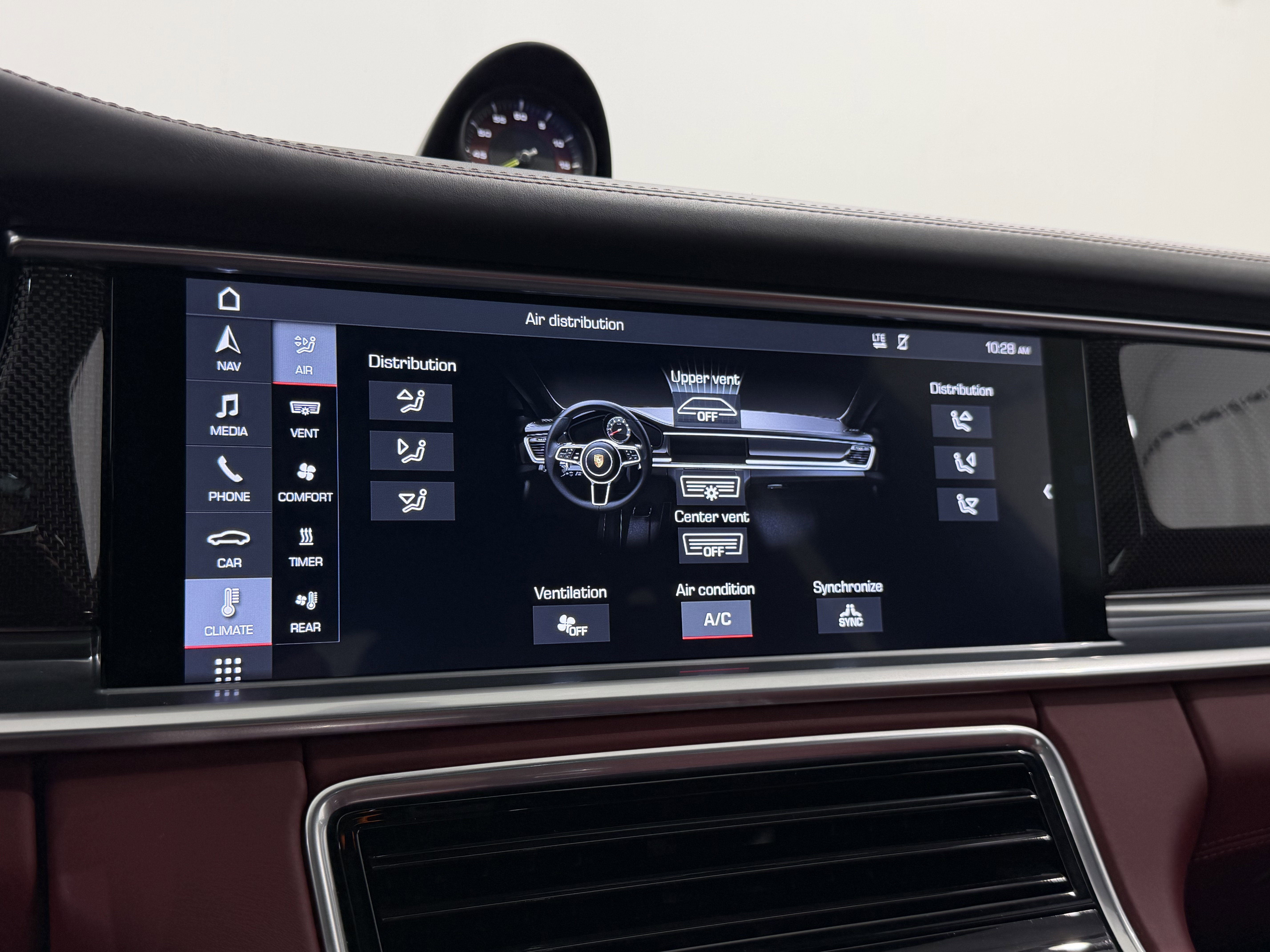 Used 2019 Porsche Panamera Turbo S image 46