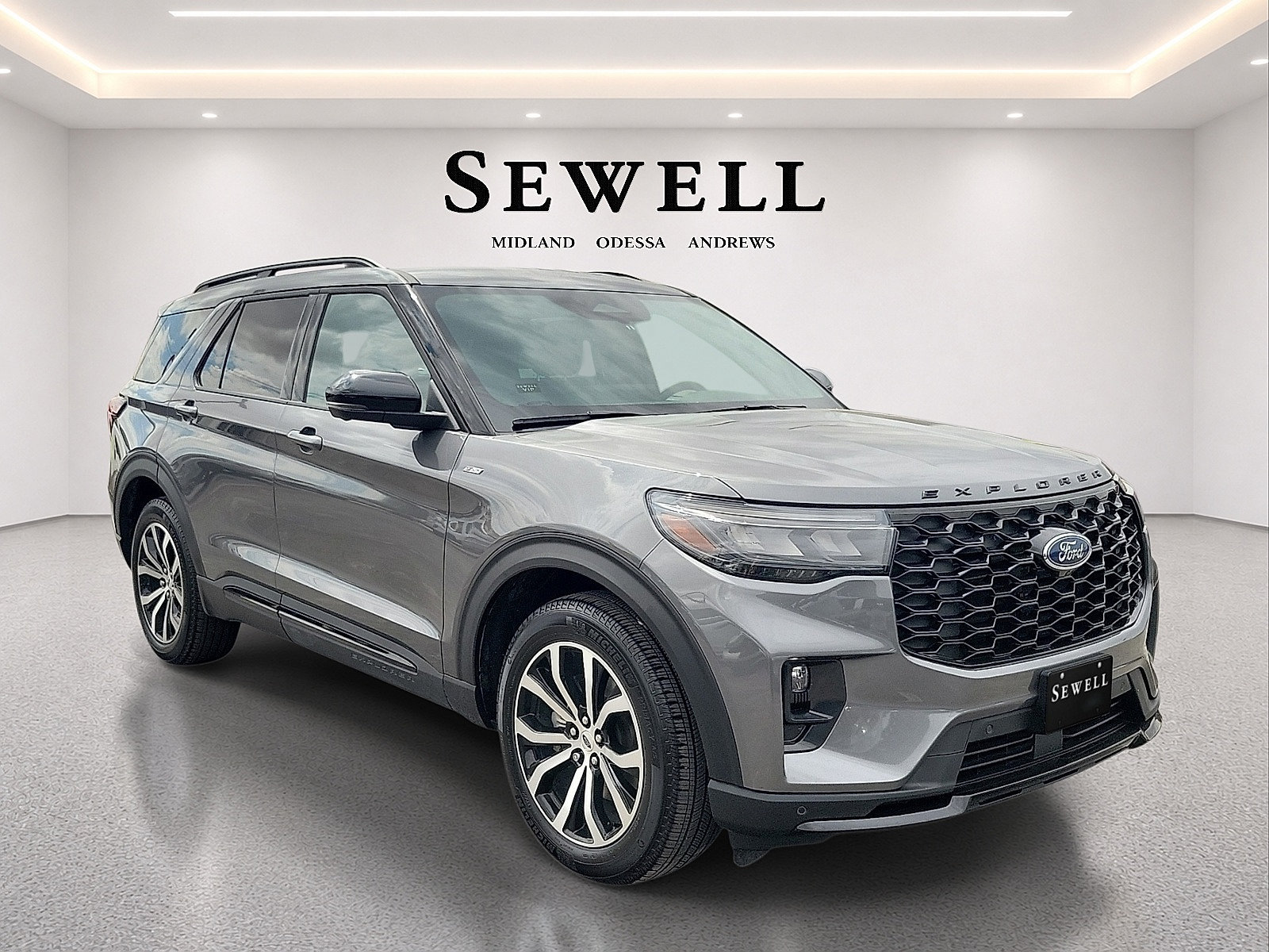 Certified 2025 Ford Explorer ST-Line w/ Premium Package RWD image 6