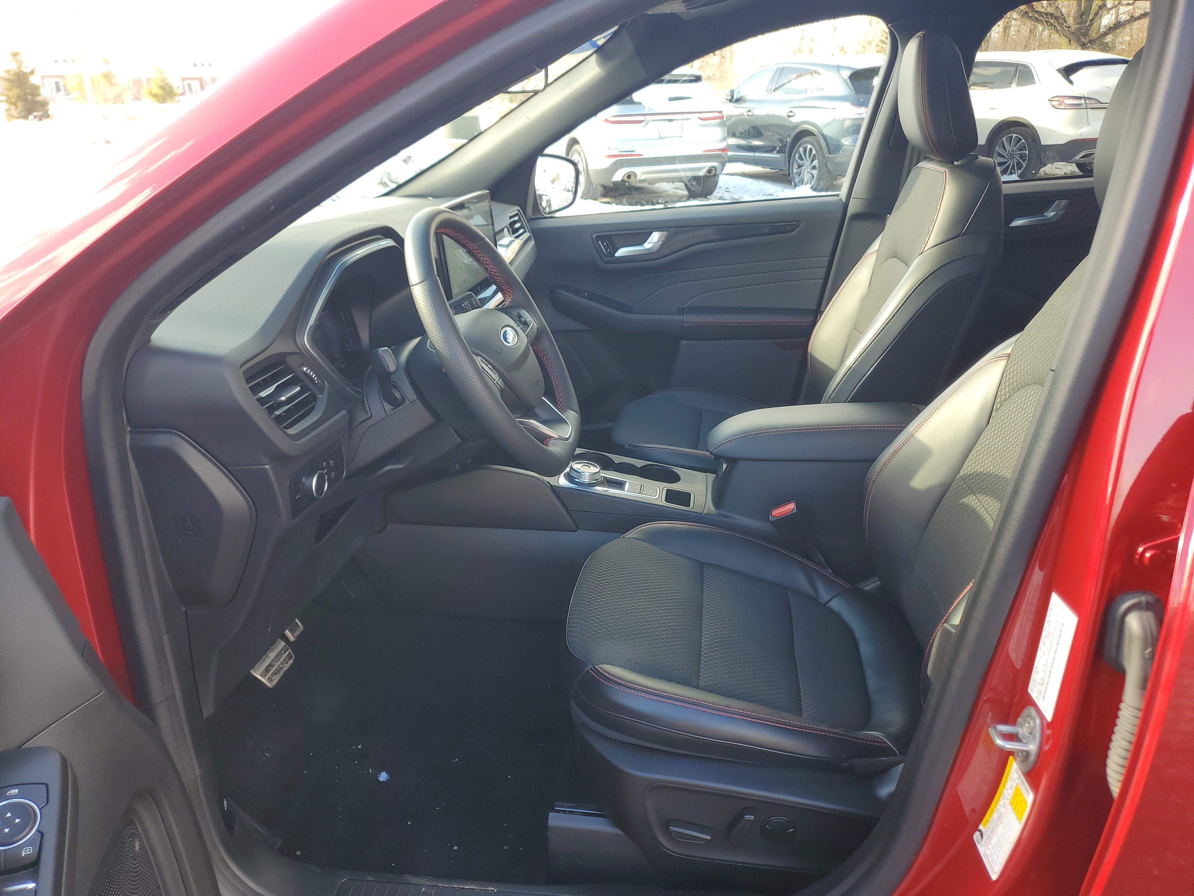 Used 2023 Ford Escape ST-Line w/ Tech Pack #1 image 12