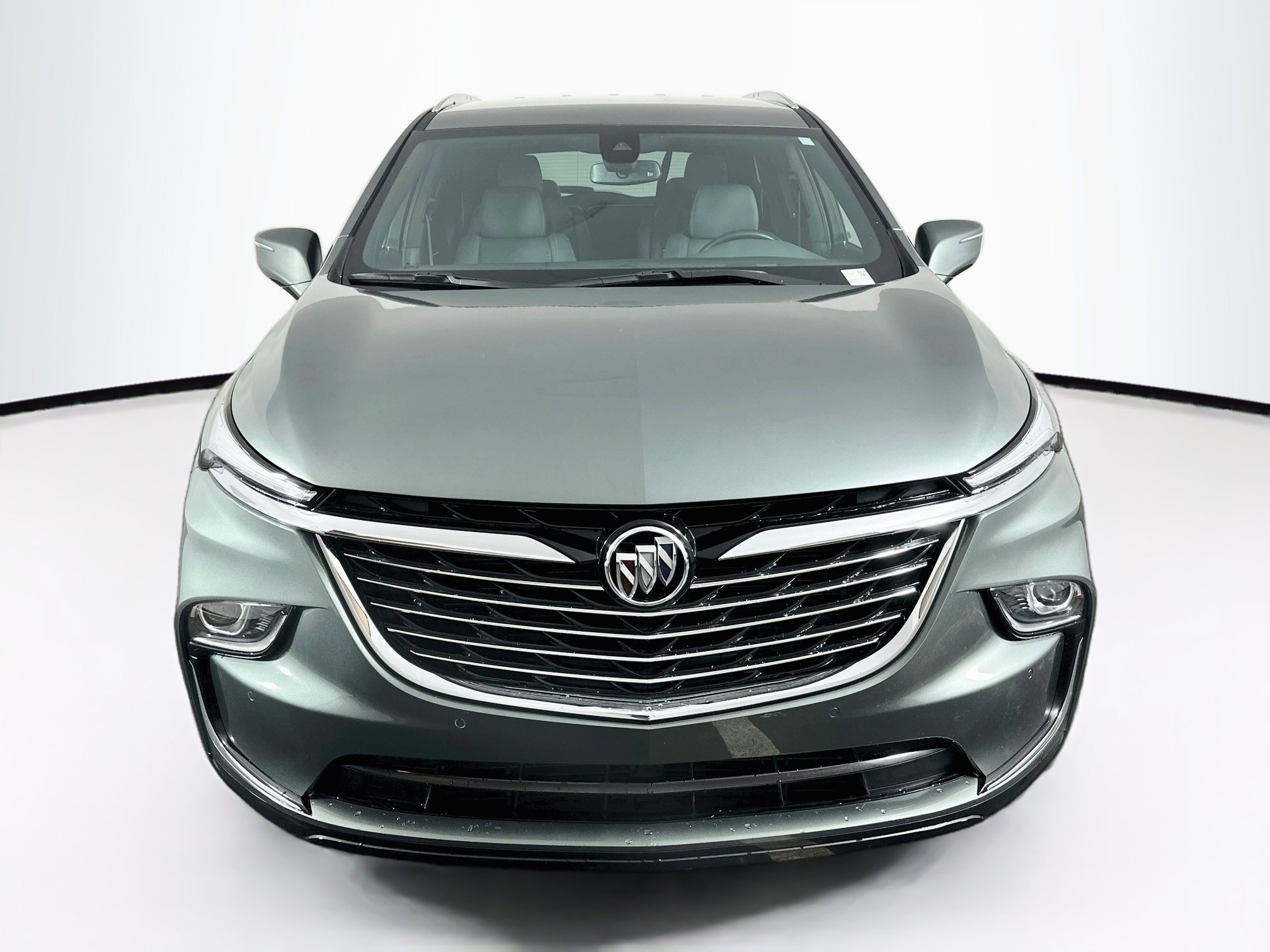 Used 2022 Buick Enclave Essence FWD image 2