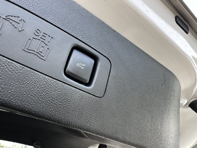 Certified 2023 Lincoln Corsair AWD w/ Equipment Group 101A image 45