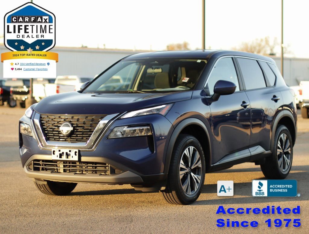 Used 2023 Nissan Rogue SV image 3