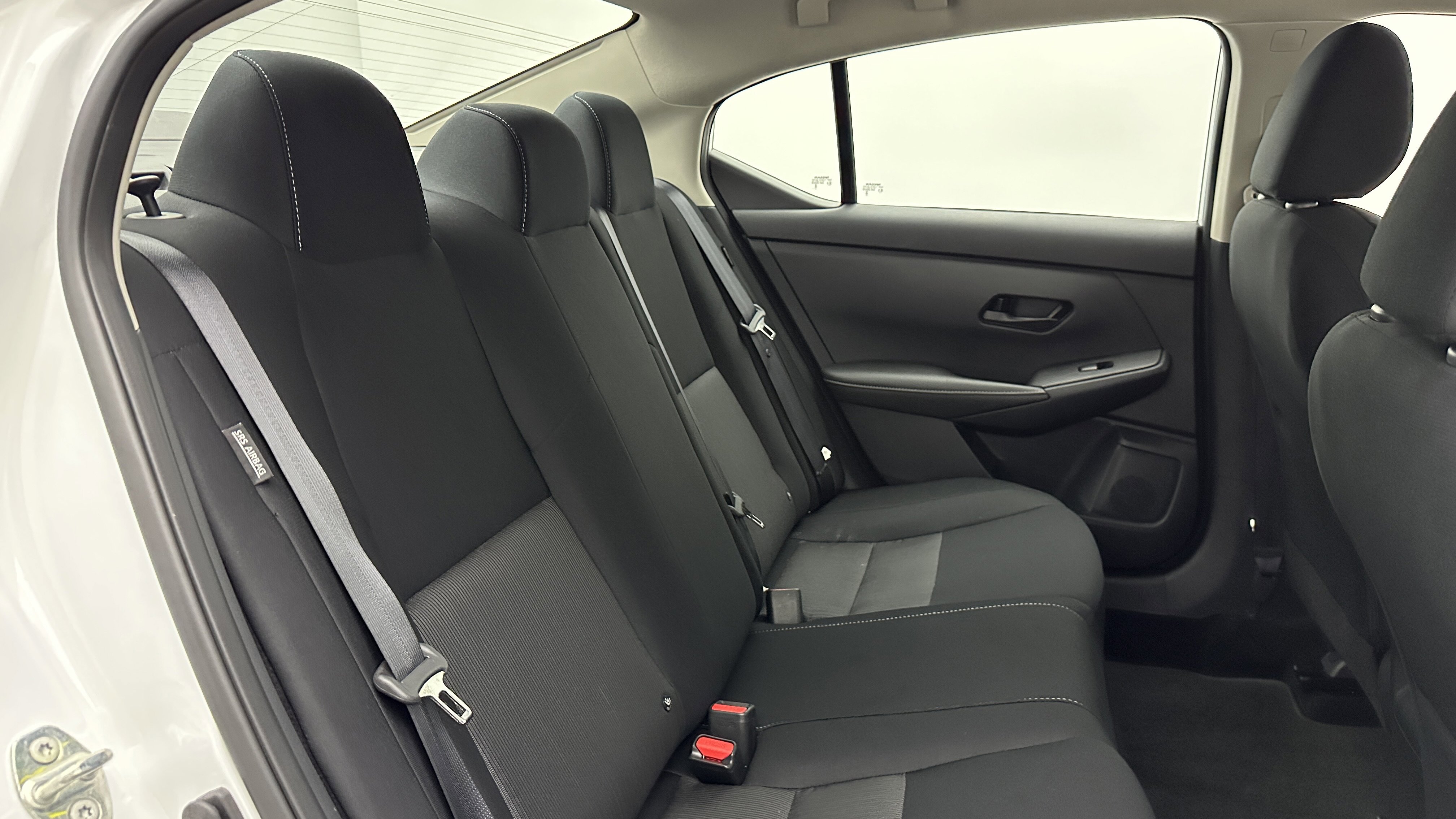 Used 2025 Nissan Sentra SV image 32