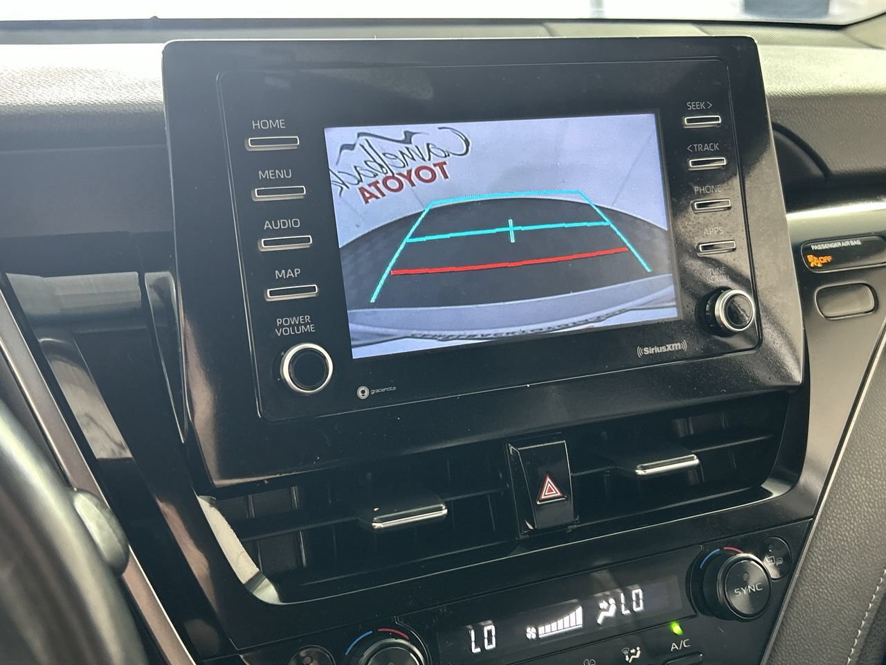Used 2024 Toyota Camry SE FWD image 18
