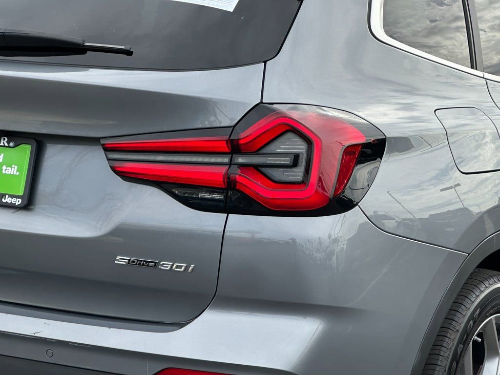 Used 2024 BMW X3 sDrive30i image 9