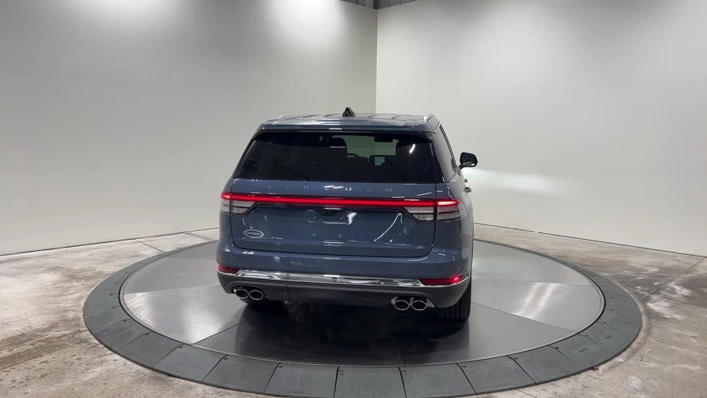 New 2025 Lincoln Aviator Reserve w/ Equipment Group 201A image 4