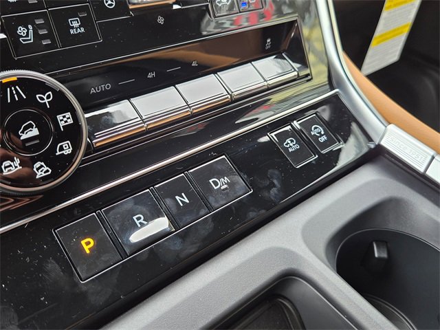 New 2025 Nissan Armada Platinum Reserve image 24