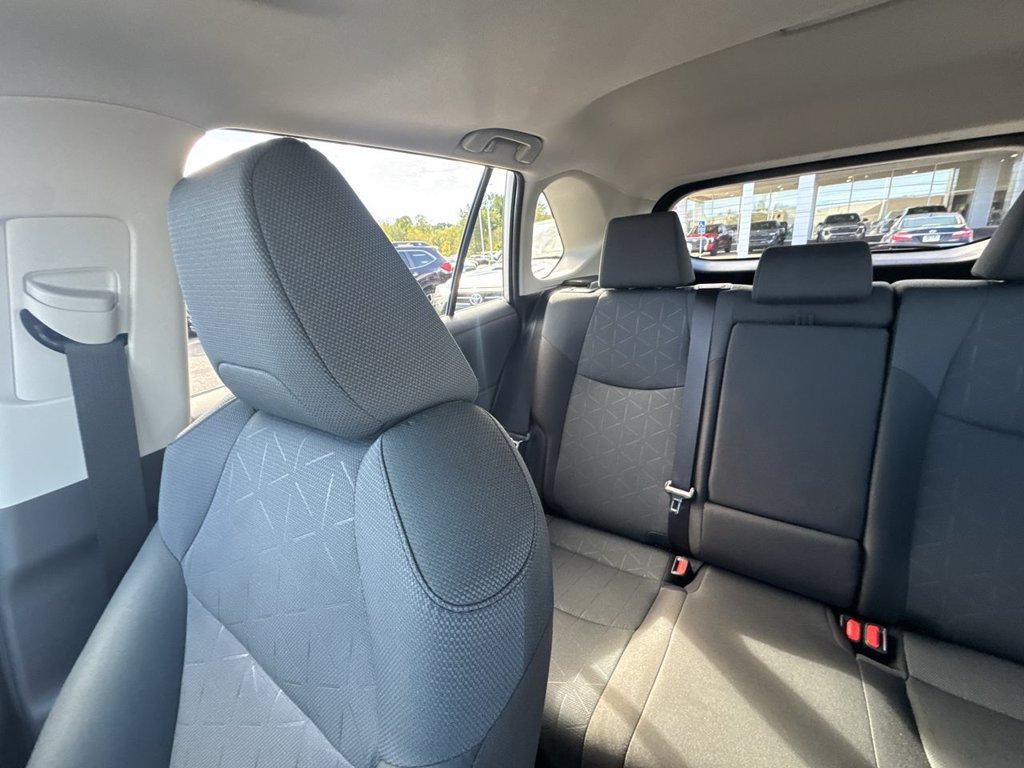 Used 2024 Toyota RAV4 XLE w/ Convenience Package AWD/4WD image 12