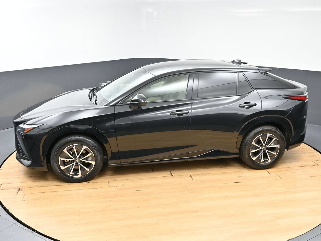 Used 2023 Lexus RZ 450e Premium w/ Technology Package AWD/4WD image 43