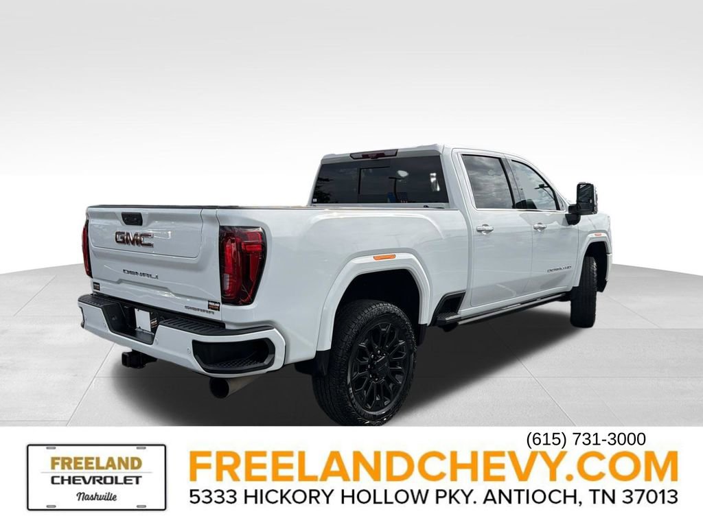 Used 2022 GMC Sierra 2500 Denali w/ Denali Ultimate Package AWD/4WD image 3