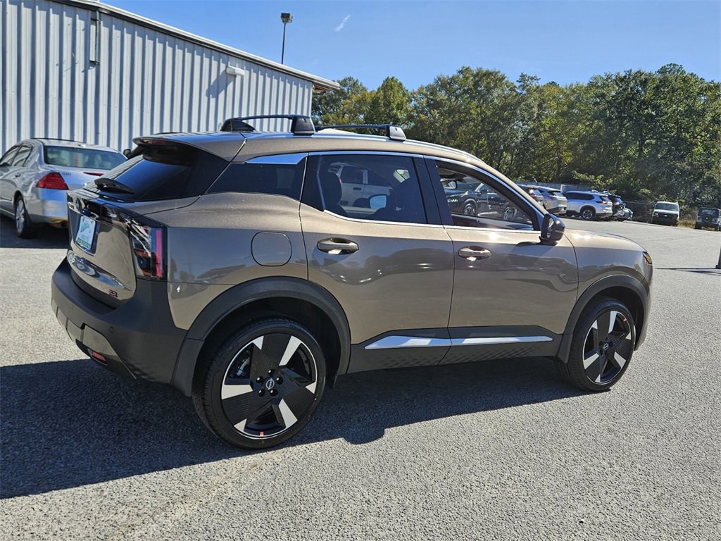 New 2026 Nissan Kicks SR image 12