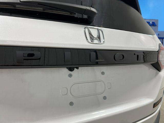 New 2025 Honda Pilot TrailSport image 10