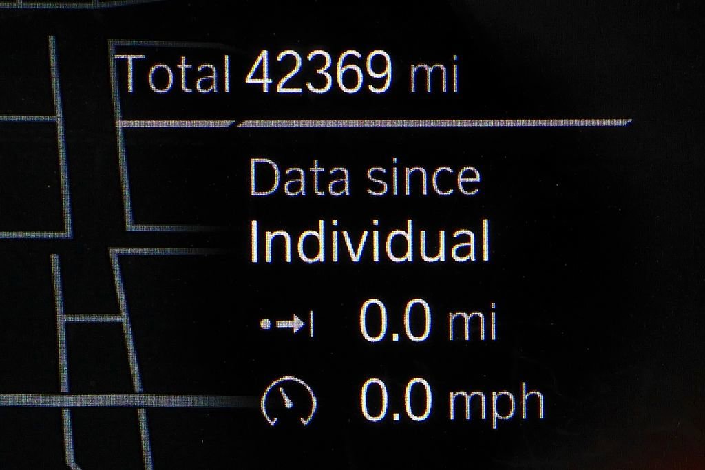 Used 2023 BMW 840i Gran Coupe w/ M Sport Professional Package image 32