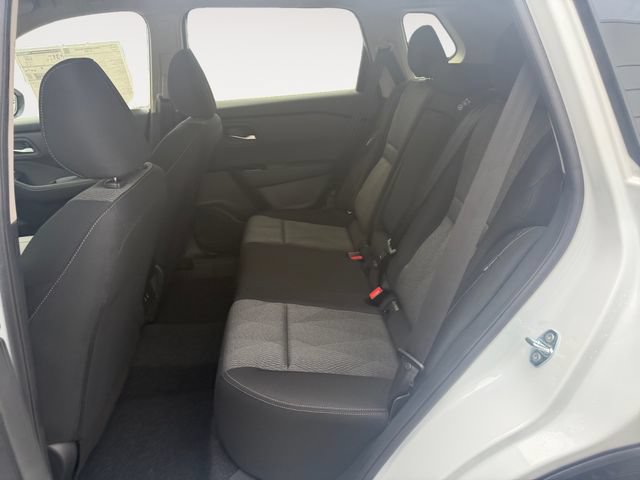 New 2026 Nissan Rogue SV w/ Cold Weather Package AWD/4WD image 6