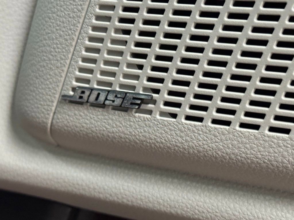 Used 2024 Kia Carnival SX Prestige image 34