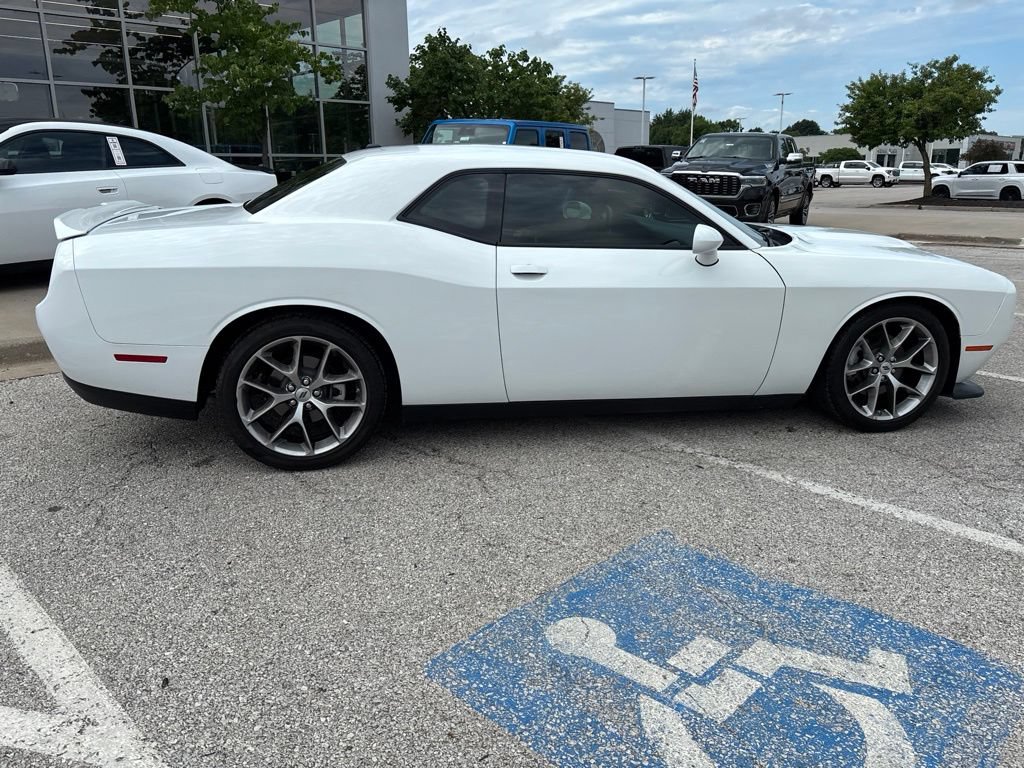 Used 2022 Dodge Challenger GT RWD image 37