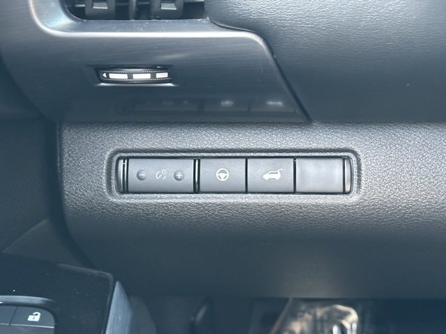 Certified 2024 Nissan Pathfinder SL image 35