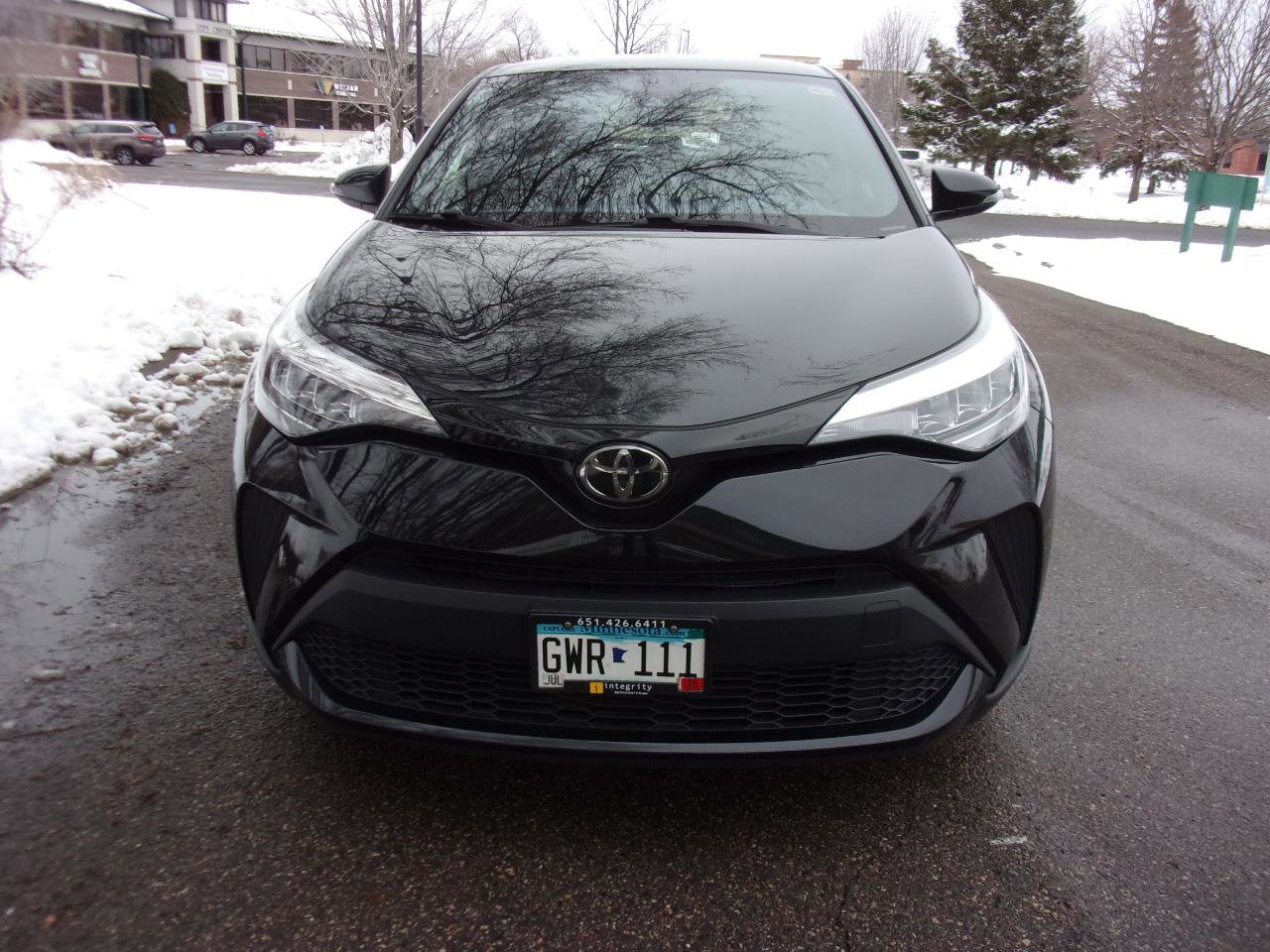 Used 2021 Toyota C-HR XLE image 7