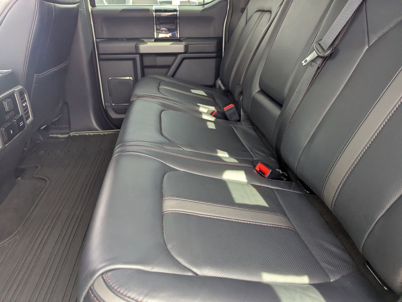 Certified 2022 Ford F450 Platinum AWD/4WD image 15