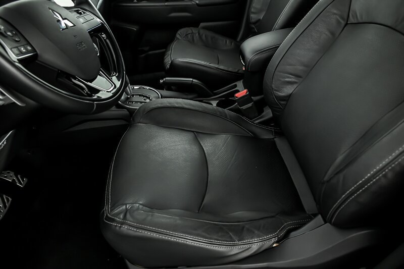 Used 2017 Mitsubishi Outlander Sport SEL FWD image 15