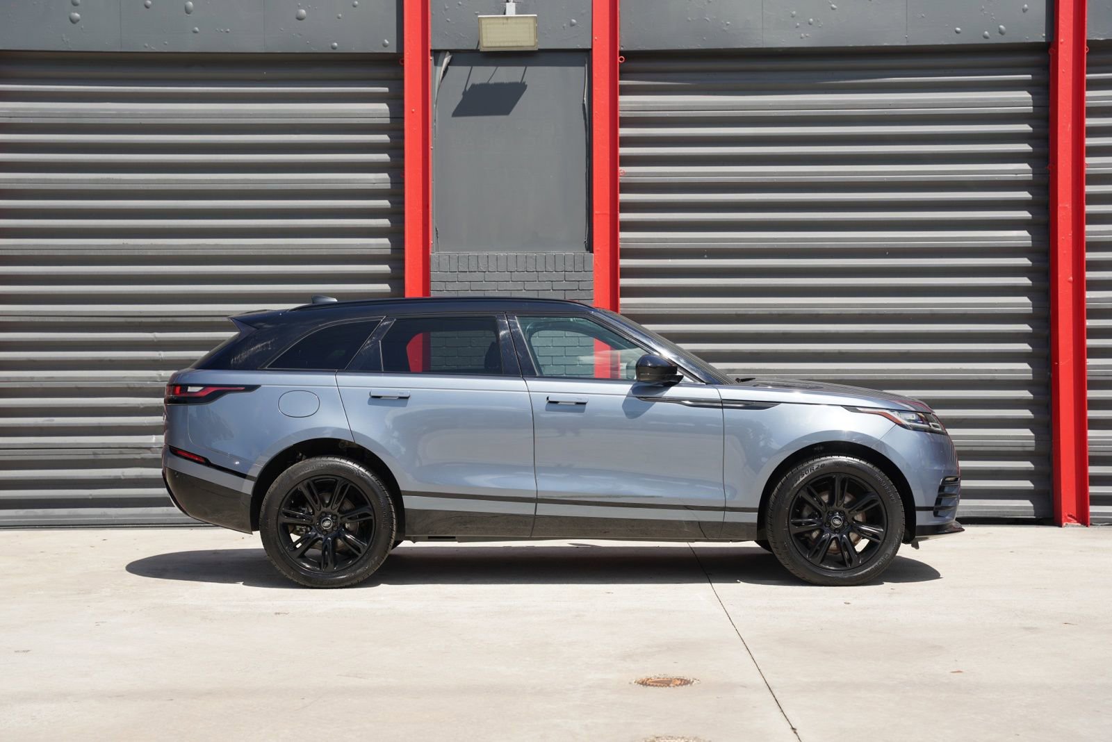 Used 2023 Land Rover Range Rover Velar R-Dynamic S AWD/4WD image 3