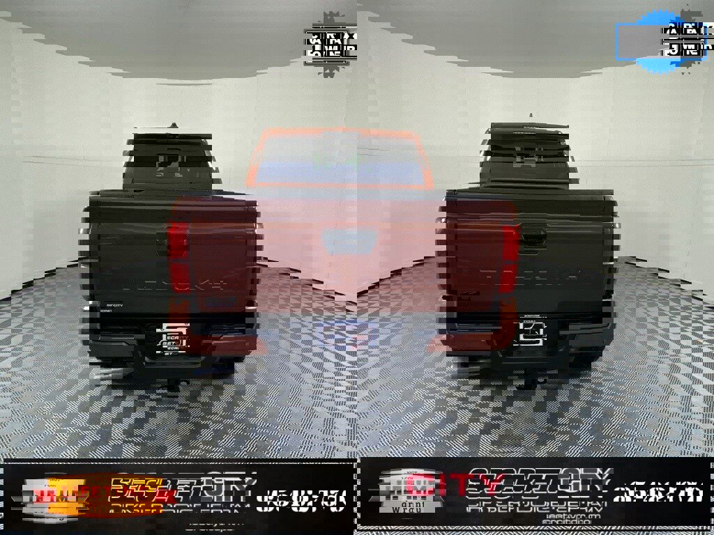 Used 2025 Toyota Tacoma TRD Sport w/ TRD Sport Premium Package image 6