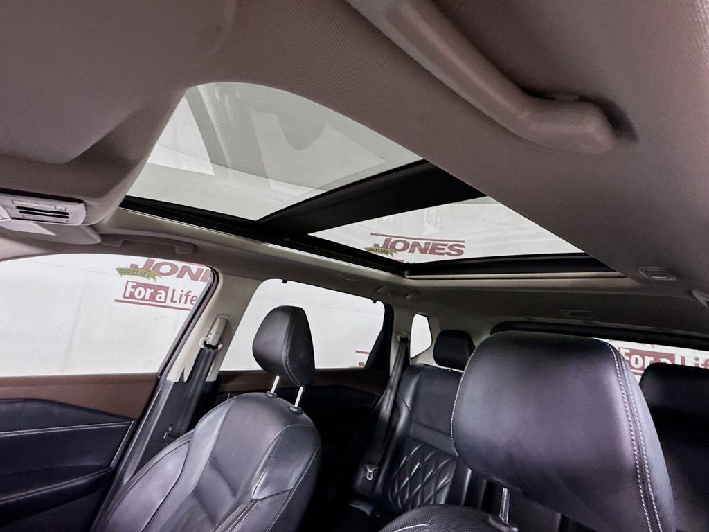Used 2021 Nissan Rogue Platinum AWD/4WD image 11