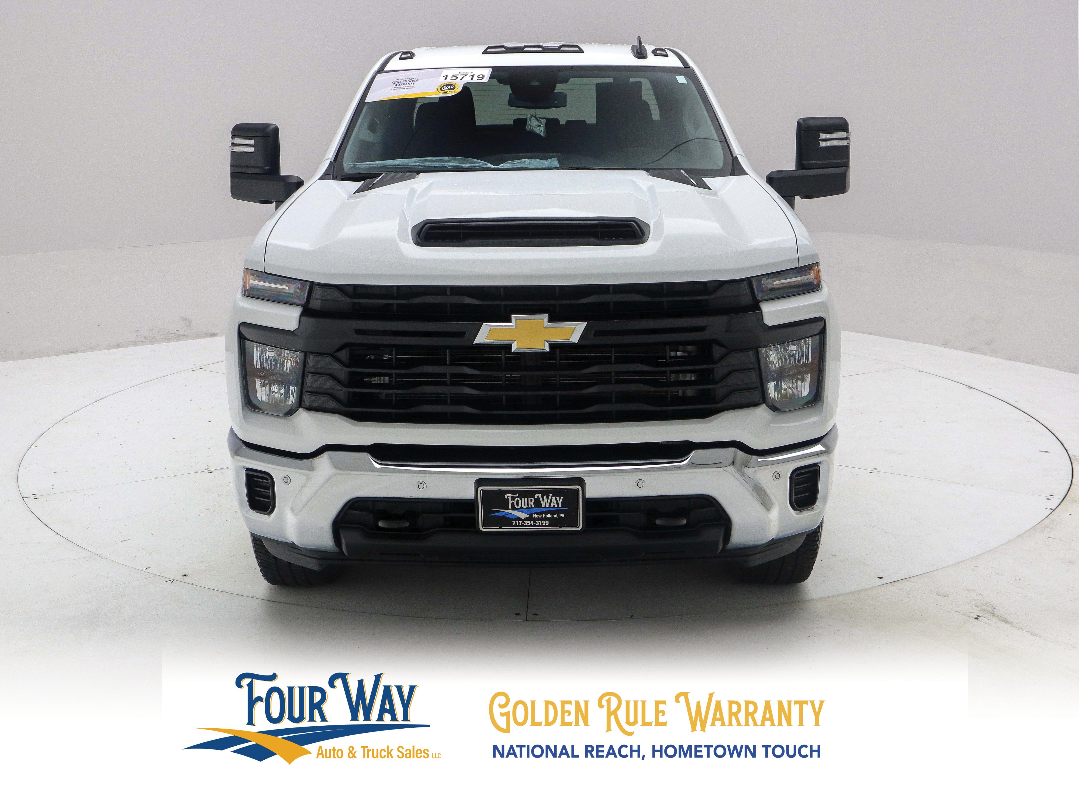 Used 2026 Chevrolet Silverado 3500 W/T AWD/4WD image 9