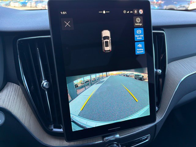 New 2027 Volvo XC60 B5 Core AWD/4WD image 18