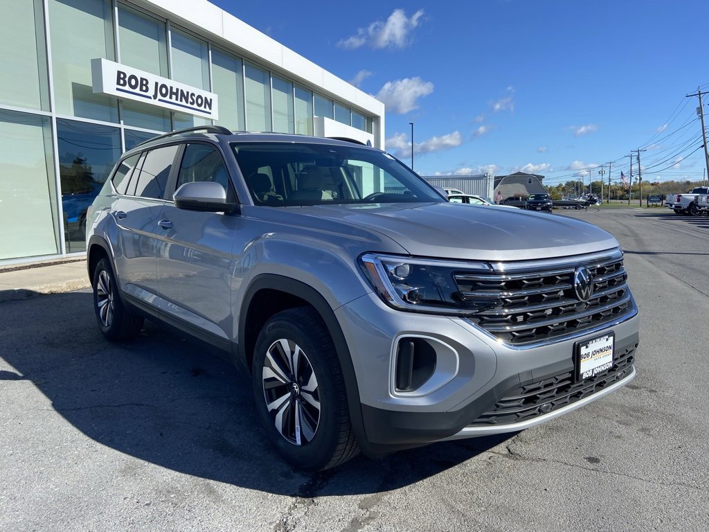 New 2026 Volkswagen Atlas SE image 1