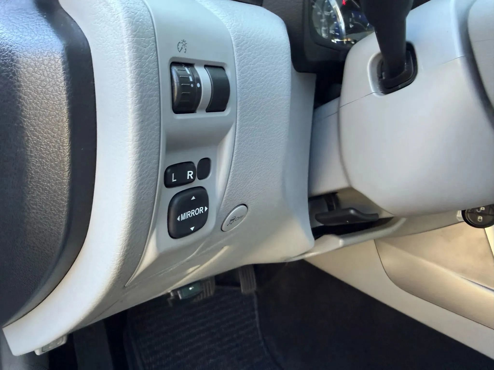 Used 2012 Subaru Forester 2.5X Premium w/ Popular Pkg 3 image 12