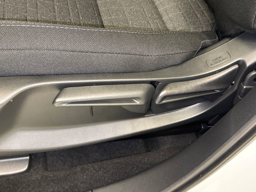 New 2026 Honda HR-V LX image 20