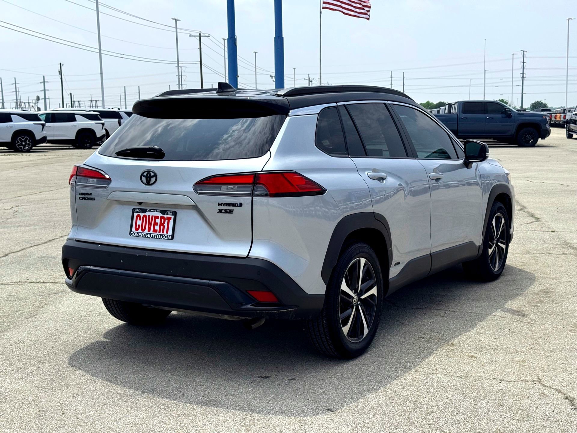 Used 2023 Toyota Corolla Cross S w/ Convenience Package AWD/4WD image 6