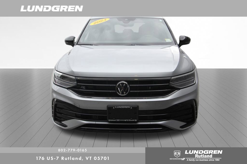 Used 2023 Volkswagen Tiguan SE R-Line image 48