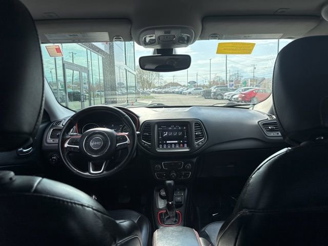 Used 2019 Jeep Compass Trailhawk AWD/4WD image 12
