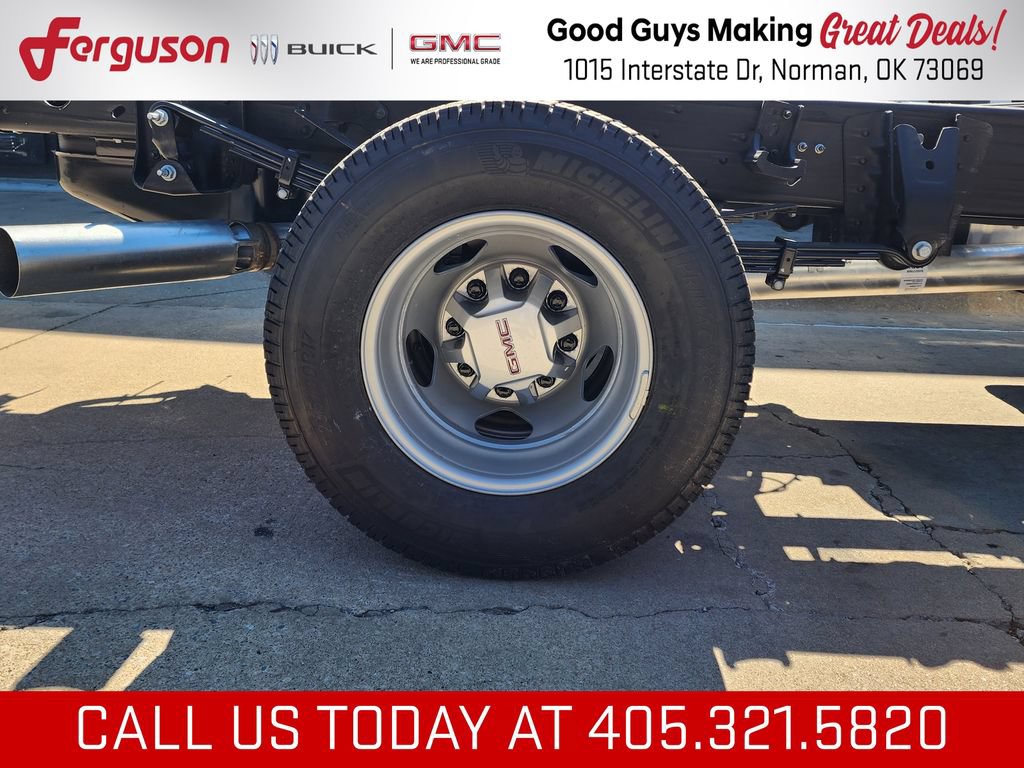 New 2026 GMC Sierra 3500 Pro w/ Convenience Package AWD/4WD image 48