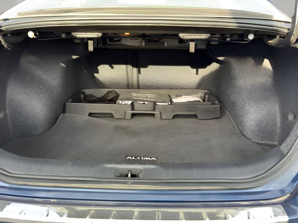 Used 2022 Nissan Altima 2.5 SR image 13