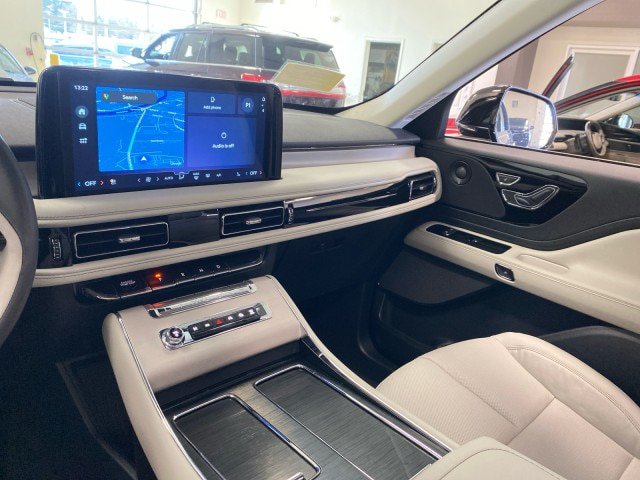 New 2026 Lincoln Aviator Reserve AWD/4WD image 14